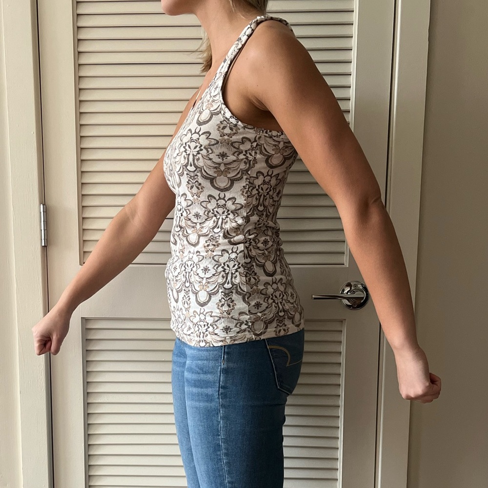 CHARLOTTE RUSSE designed tank - Picture 3 of 4